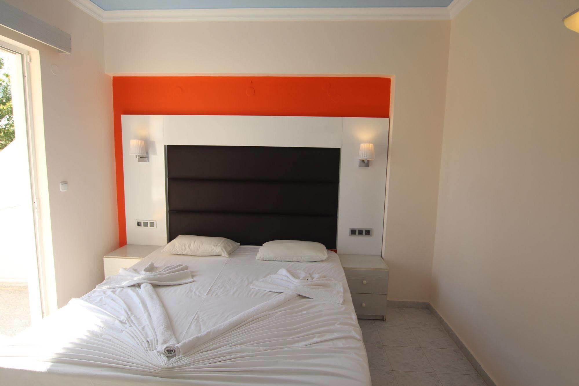 Grecian Fantasia Resort Faliraki Bagian luar foto